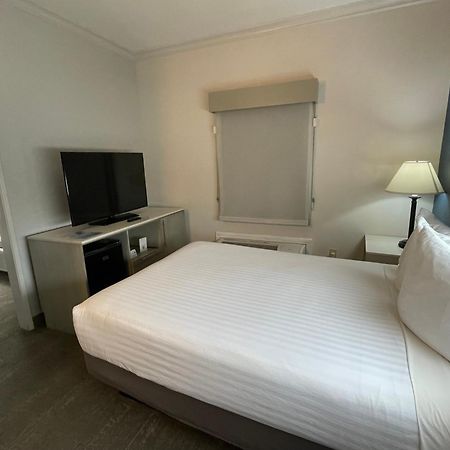ชัวร์สเตย์ โฮเต็ล บาย เบสต์ เวสเทิร์น ซานตาโมนิก้า Hotel ซานตาโมนิกา ภายนอก รูปภาพ
