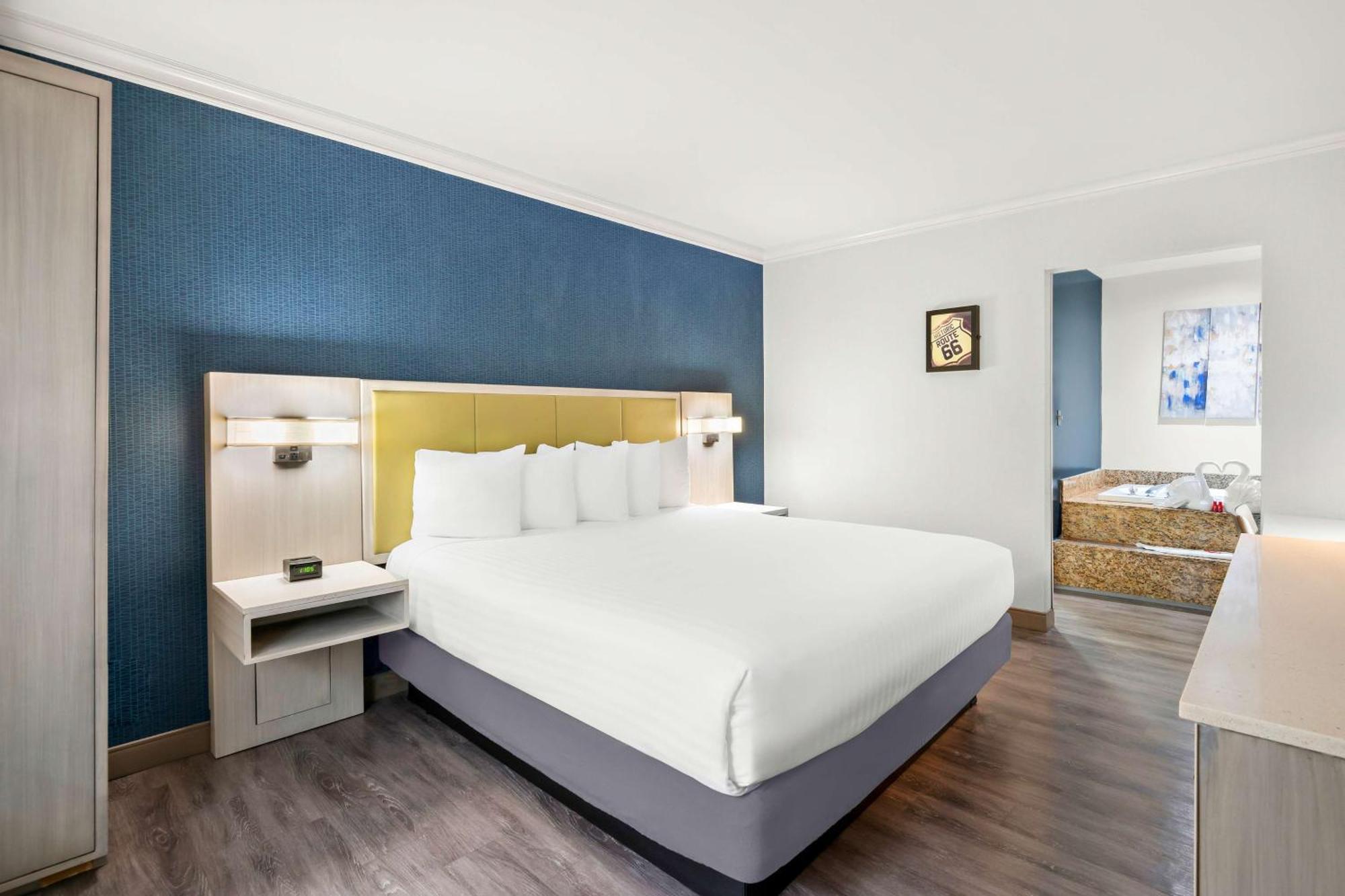 ชัวร์สเตย์ โฮเต็ล บาย เบสต์ เวสเทิร์น ซานตาโมนิก้า Hotel ซานตาโมนิกา ภายนอก รูปภาพ