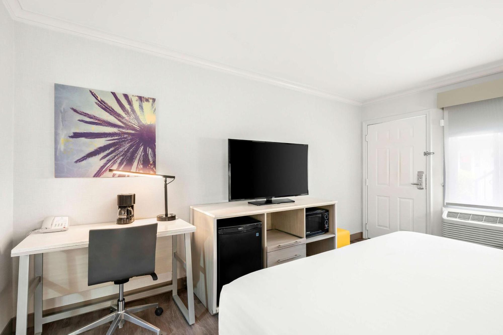 ชัวร์สเตย์ โฮเต็ล บาย เบสต์ เวสเทิร์น ซานตาโมนิก้า Hotel ซานตาโมนิกา ภายนอก รูปภาพ