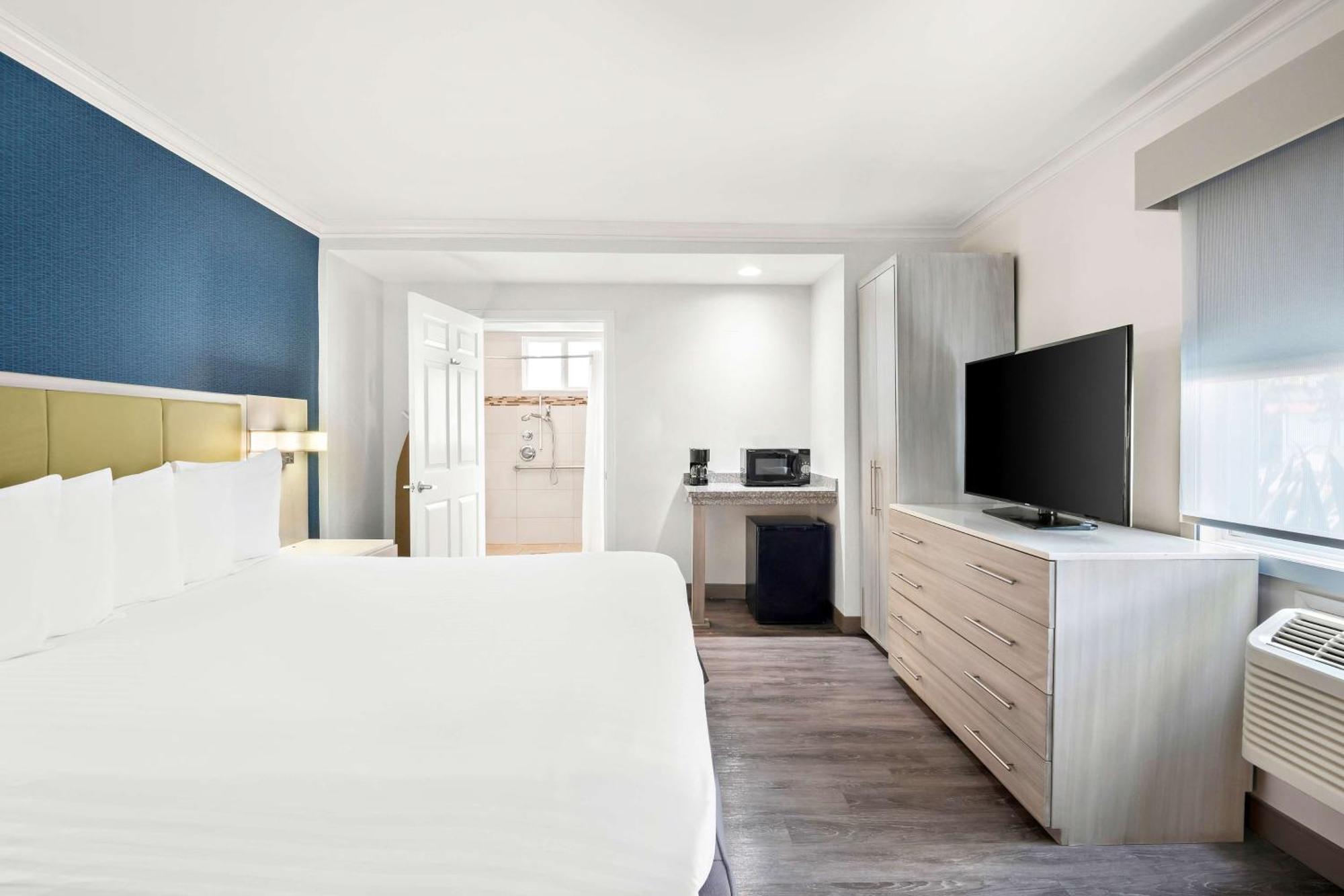 ชัวร์สเตย์ โฮเต็ล บาย เบสต์ เวสเทิร์น ซานตาโมนิก้า Hotel ซานตาโมนิกา ภายนอก รูปภาพ