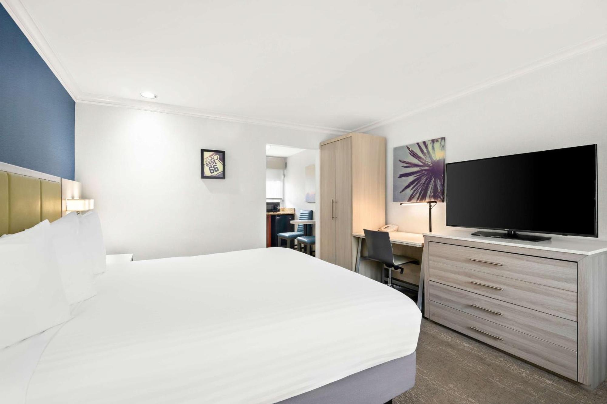 ชัวร์สเตย์ โฮเต็ล บาย เบสต์ เวสเทิร์น ซานตาโมนิก้า Hotel ซานตาโมนิกา ภายนอก รูปภาพ