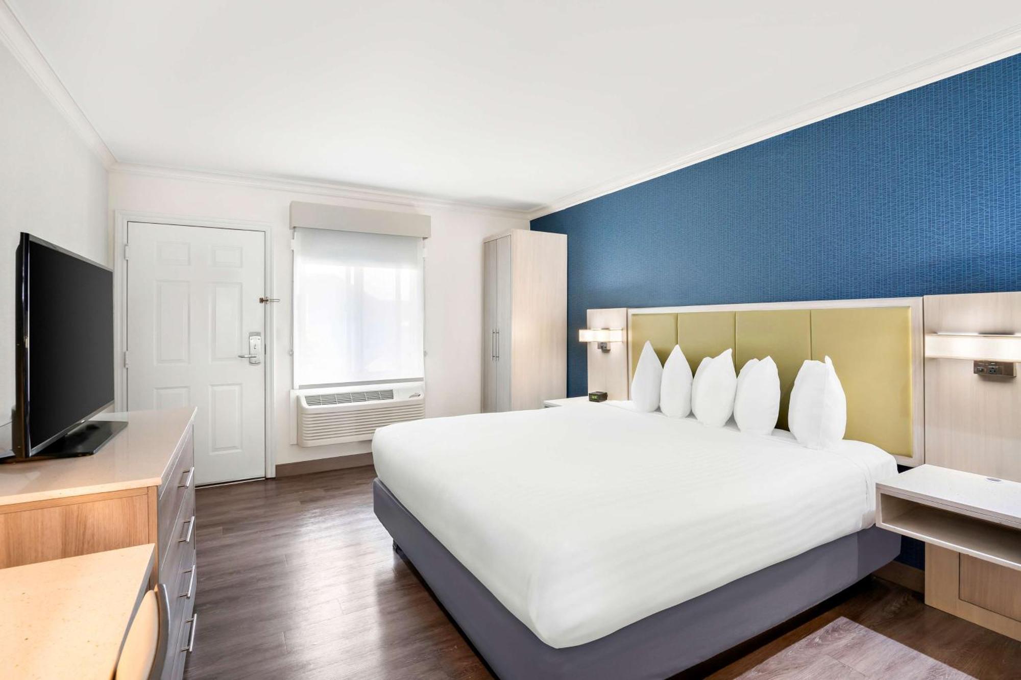 ชัวร์สเตย์ โฮเต็ล บาย เบสต์ เวสเทิร์น ซานตาโมนิก้า Hotel ซานตาโมนิกา ภายนอก รูปภาพ