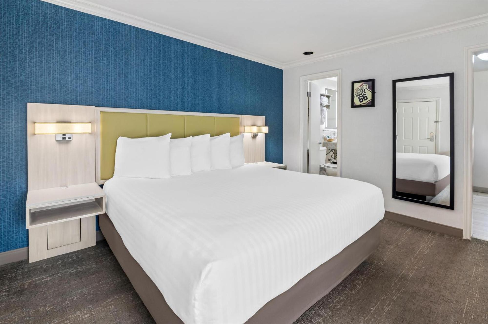 ชัวร์สเตย์ โฮเต็ล บาย เบสต์ เวสเทิร์น ซานตาโมนิก้า Hotel ซานตาโมนิกา ภายนอก รูปภาพ
