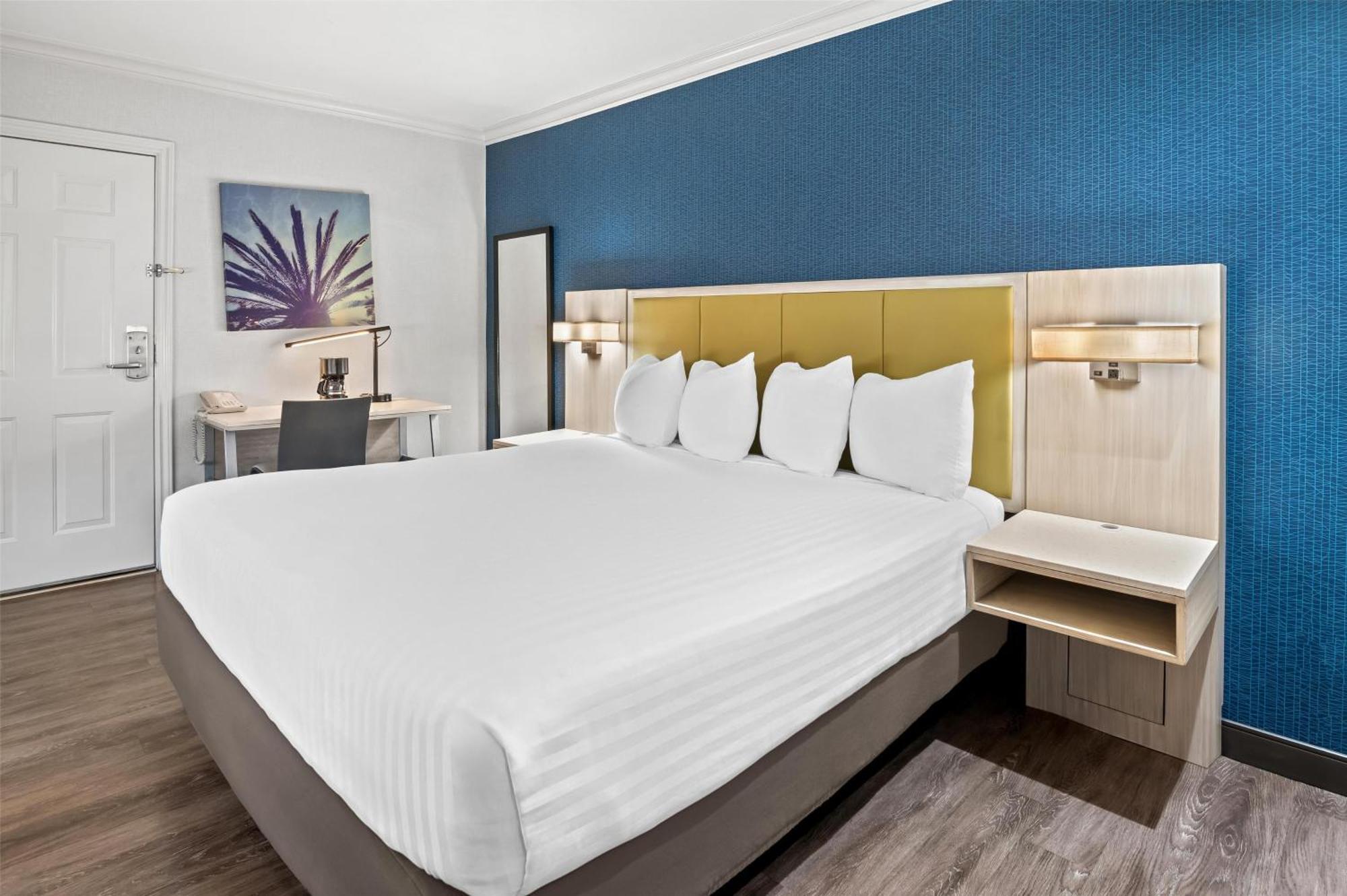 ชัวร์สเตย์ โฮเต็ล บาย เบสต์ เวสเทิร์น ซานตาโมนิก้า Hotel ซานตาโมนิกา ภายนอก รูปภาพ