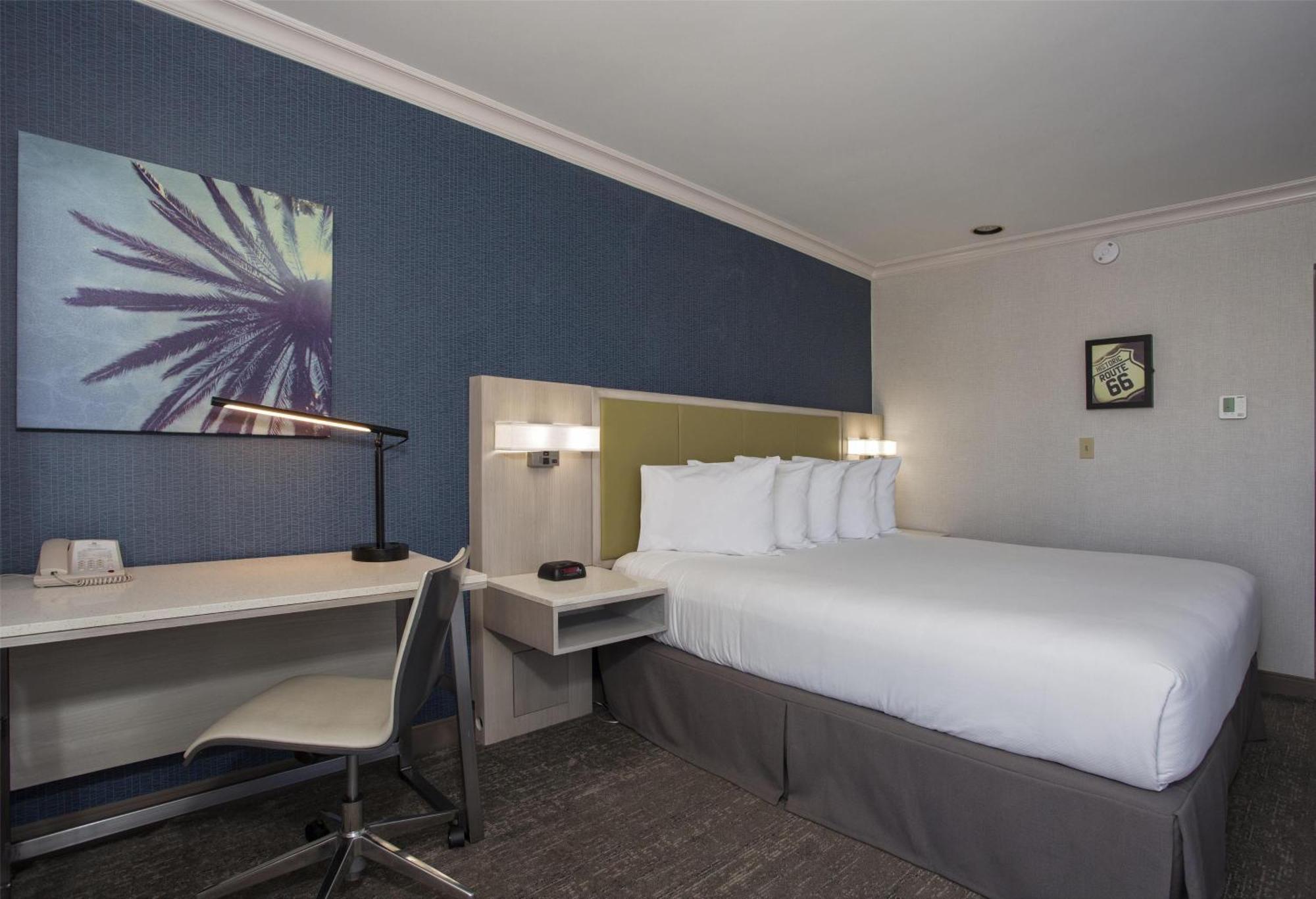 ชัวร์สเตย์ โฮเต็ล บาย เบสต์ เวสเทิร์น ซานตาโมนิก้า Hotel ซานตาโมนิกา ภายนอก รูปภาพ