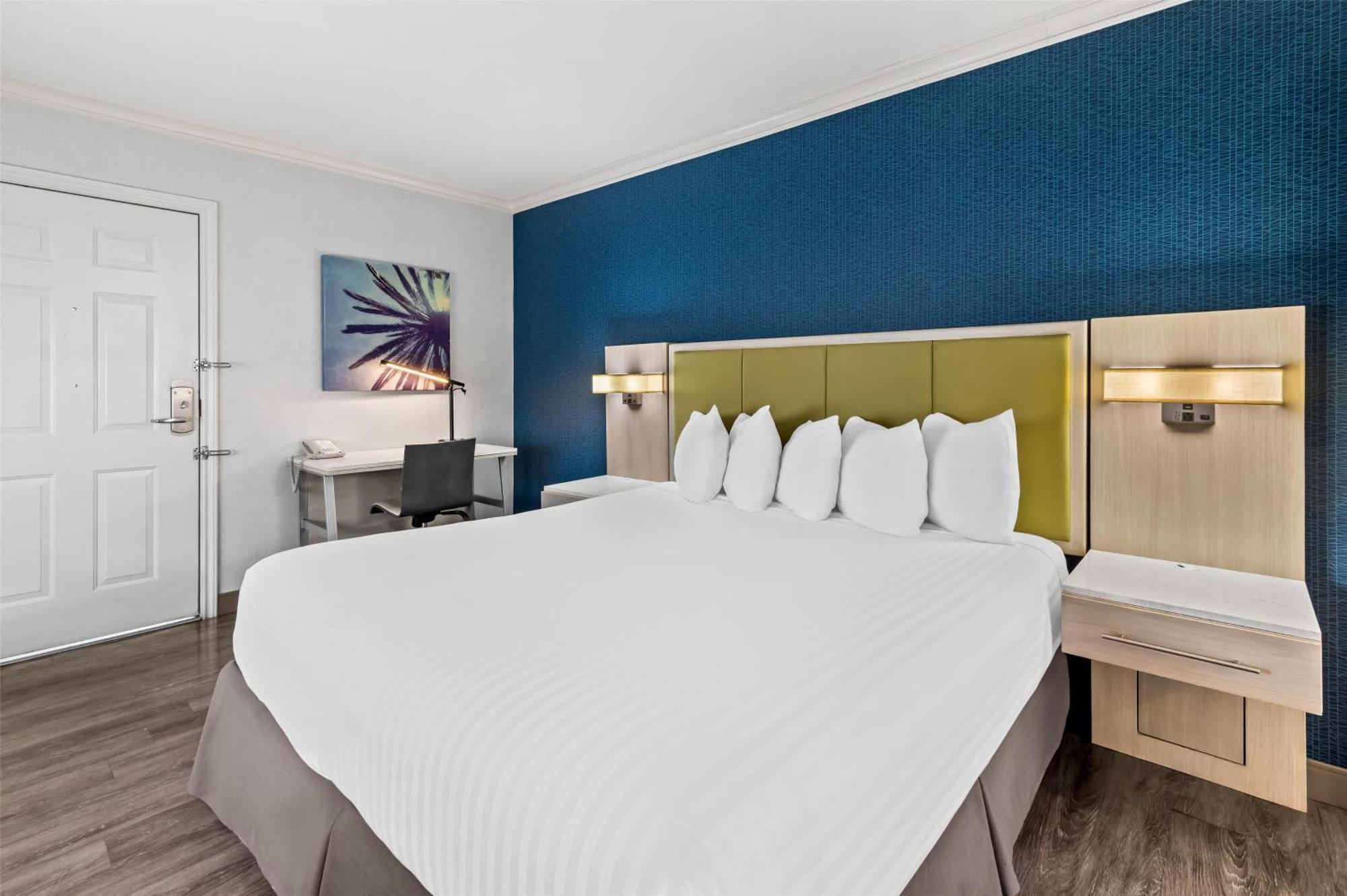 ชัวร์สเตย์ โฮเต็ล บาย เบสต์ เวสเทิร์น ซานตาโมนิก้า Hotel ซานตาโมนิกา ภายนอก รูปภาพ